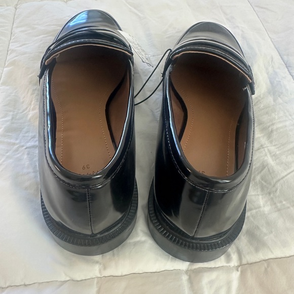 NWT H&M Black Loafers US size 8/ EU size 39 - Picture 4 of 5